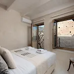 Sutor Chic Manor Hotel 4*