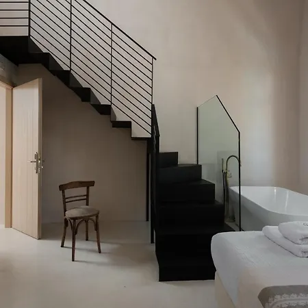 Hotel Sutor Chic Manor *