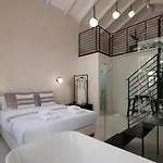 Sutor Chic Manor Hotel