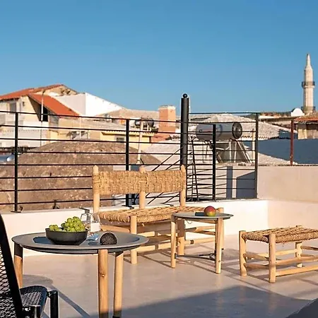Sutor Chic Manor Szálloda