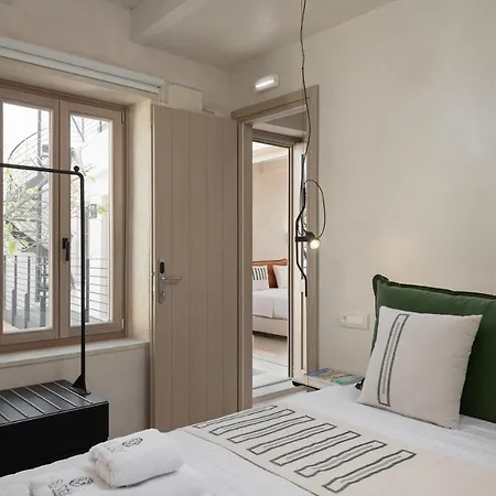 Sutor Chic Manor 4*