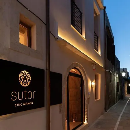 Hotel Sutor Chic Manor 4*