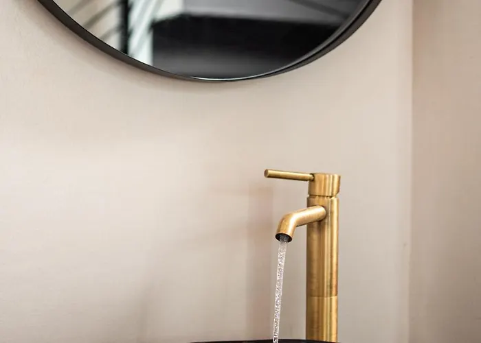 Hotel Sutor Chic Manor