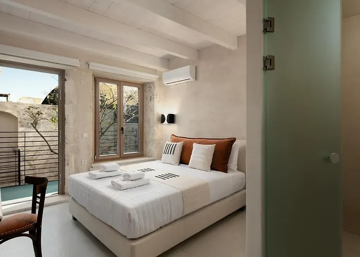 Sutor Chic Manor Hotel *