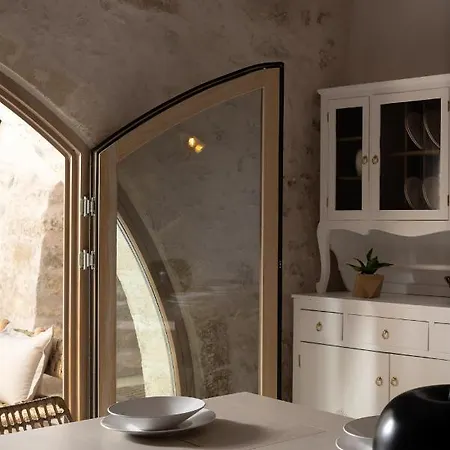 Sutor Chic Manor Hotel *